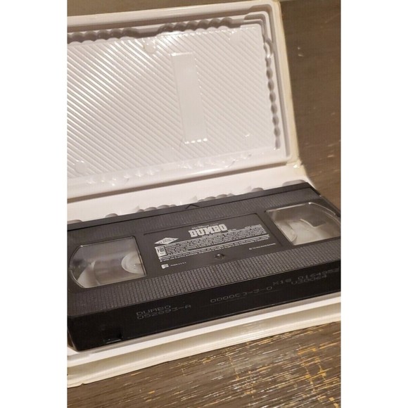 Walt Disney's Dumbo VHS Collectible Black Diamond Edition - Picture 4 of 5